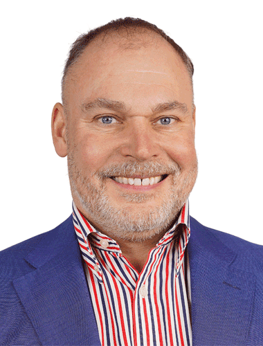 Realitní makléř Michael Plaček